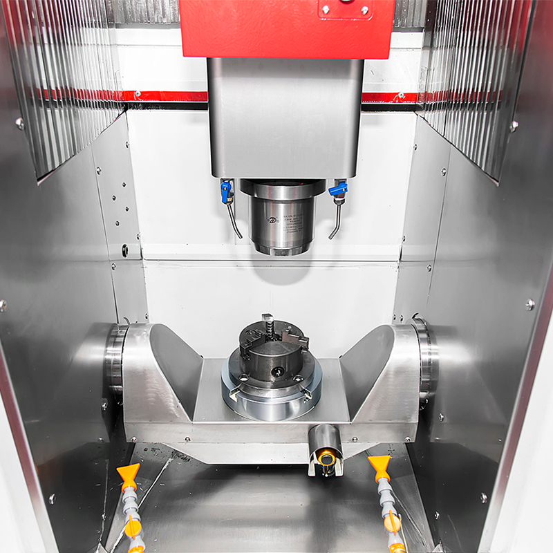 小(xiao)型五軸(zhou)加工中(zhong)心FA200