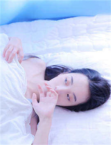 《漂亮的保姆3完整版中文版免费-老师的大兔子好软水好多图片》