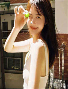 《小妖精抬起臀嗯啊H办公室-ddd27com》