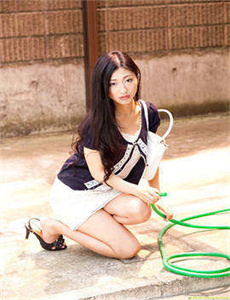 《0ADC大驾光临未满十八岁私人-少女视频哔哩哔哩免费》