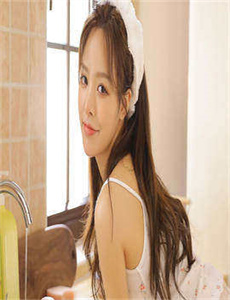 《满手都是她的水-男生和女生在一起嗟嗟电视剧》